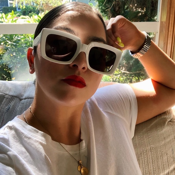 Meet your Posher, Lindsay - Picture 1 of 1